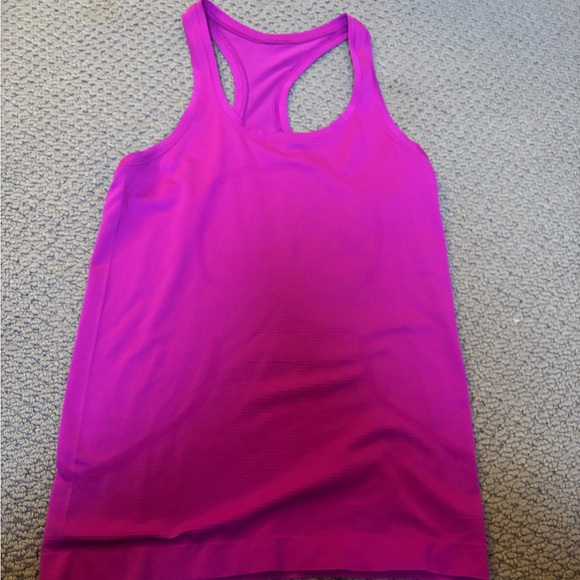 Lululemon Ripened Rasberry Swiftly tech Tank - Picture 2 of 3